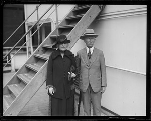 Col. House and wife aboard ship