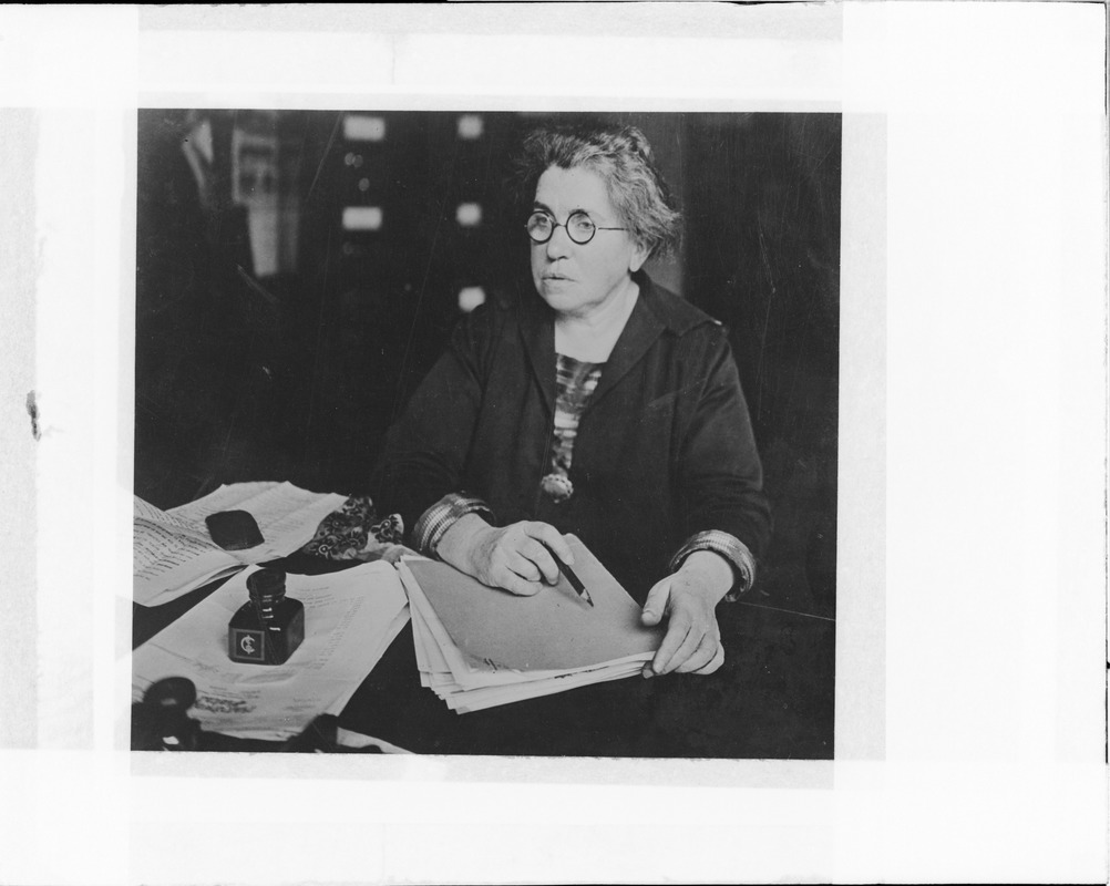 "Red" Emma Goldman, Queen of agitation, deported from U.S. tried to get back in from Canada