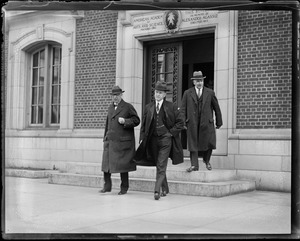 Ex-Pres. Coolidge leaving the American Academy of Arts and Sciences at 28 Newbury