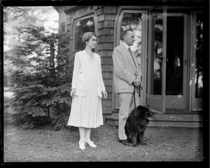 Ex Pres. and Mrs. Coolidge at new home in Northampton, MA