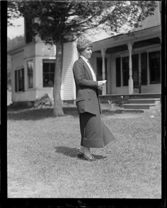 Mrs. Coolidge in Plymouth, VT