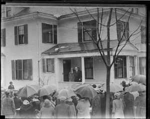 Pres. and Mrs. Coolidge return home from Washington to Northampton