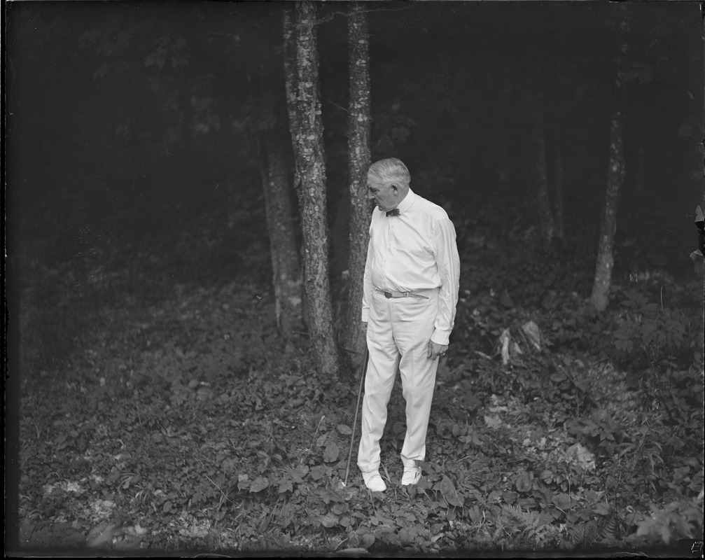 Pres. Harding golfing in Lancaster, N.H.