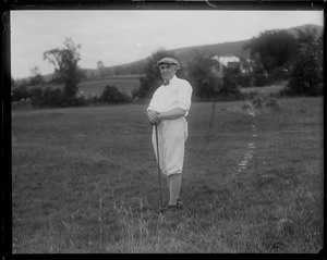 Pres. Harding playing golf at the Waumbeck Golf Course in N.H.