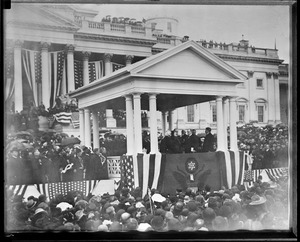 Pres. McKinley takes office in Washington