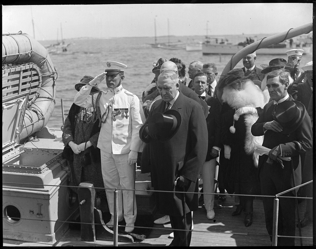 Pres. Harding arrives in Plymouth