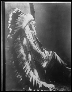 Pres. Coolidge in Indian dress