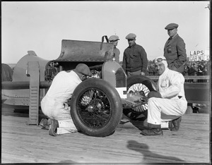 Auto races: Famous racer DePalma getting ready at Rockingham Speedway, Salem, N.H.
