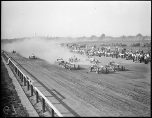 Race at Rockingham speedway, Salem, N.H.