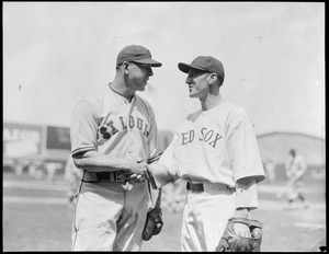 St. Louis Browns player shakes hands with Red Sox player