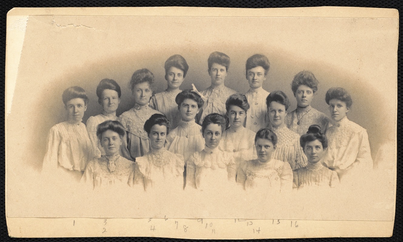 Advanced class of students at Fitchburg State Normal School 1904