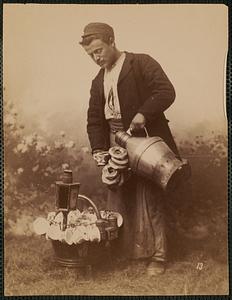 A man selling salapi [i.e. salep] (a sweet drink)