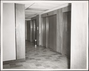 15 Court Sq., 3rd floor corridor
