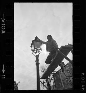 Installing street lamps