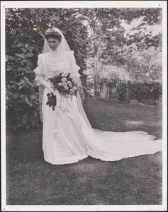 Marian Buckingham Sears in wedding dress at marriage to Francis Bacon Sears II