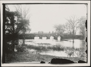 Four Arch Bridge (Old Town Bridge) over the Sudbury River on Old Sudbury Road, with six people on the bridge