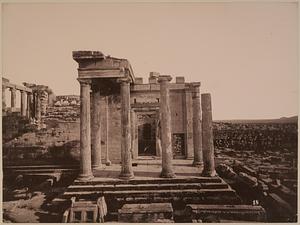 Golden Portal, Erechtheion