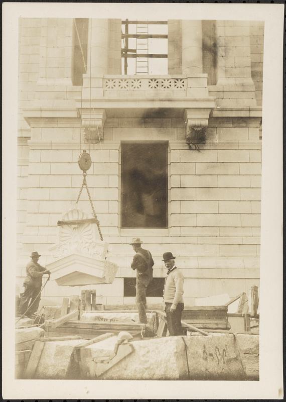 Construction of the Museum of Fine Arts, Boston, pulley raising architectural element