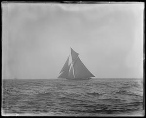 Yacht Volunteer, running out to light ship, first day