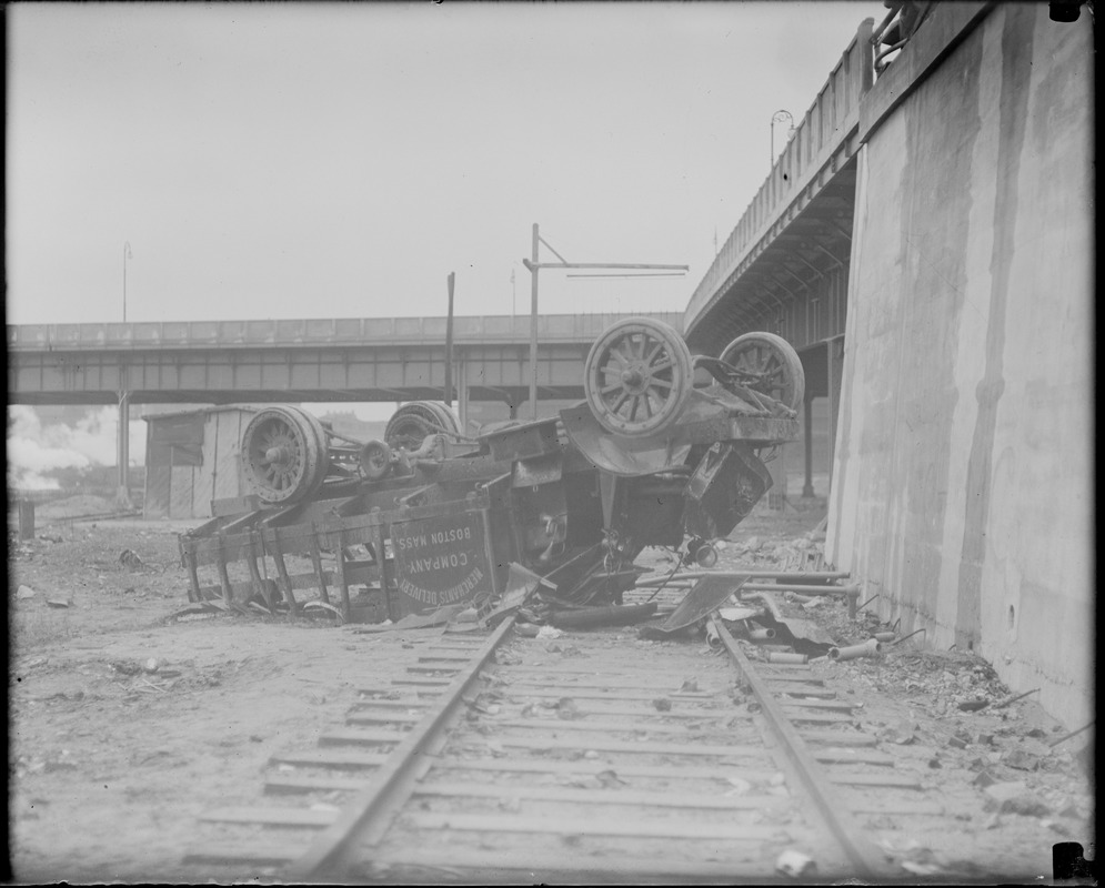 Big truck accident at Commonwealth docks, South Station