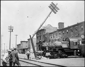 Steam engine hits telephone pole 0-6-0 1583(?) or 1585(?)