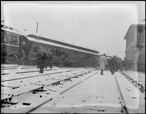 Colonial Express wreck in snow, in Readville