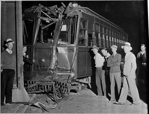 Street car jumps track in Pittsburgh with children returning from school picnic, 20 injured.