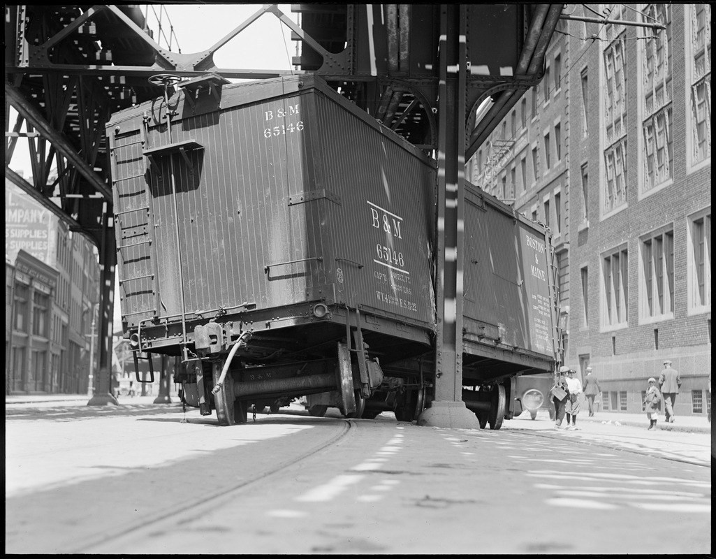 Freight car accident: Atlantic Ave.