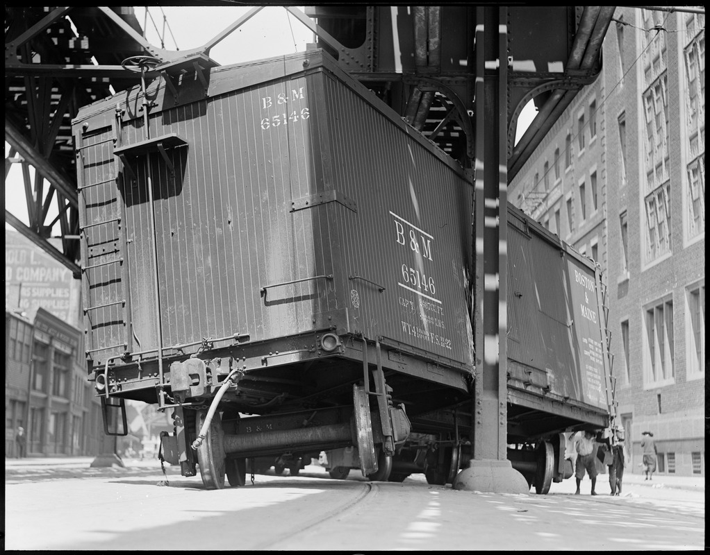 Freight car accident: Atlantic Ave.