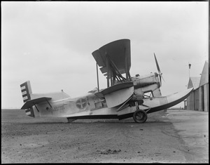 Amphibious army plane that brought Gen. Brown to and from New York. Lt. Cobb was pilot. East Boston Airport.