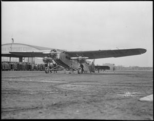 First passenger plane to run between Boston and New York, at East Boston Airport