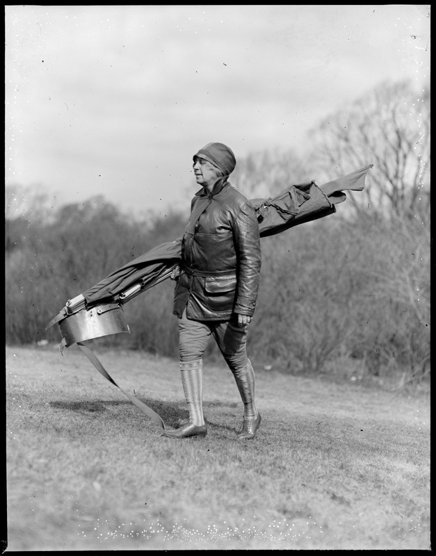 Mme. Helene Alberti of Brookline demonstrating the Greek law of cosmic motion with bat-like-wings