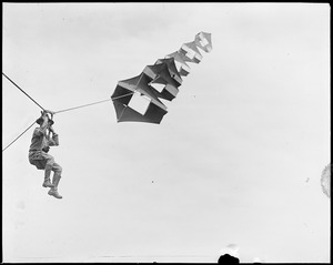 Man-kites at Fort Devens