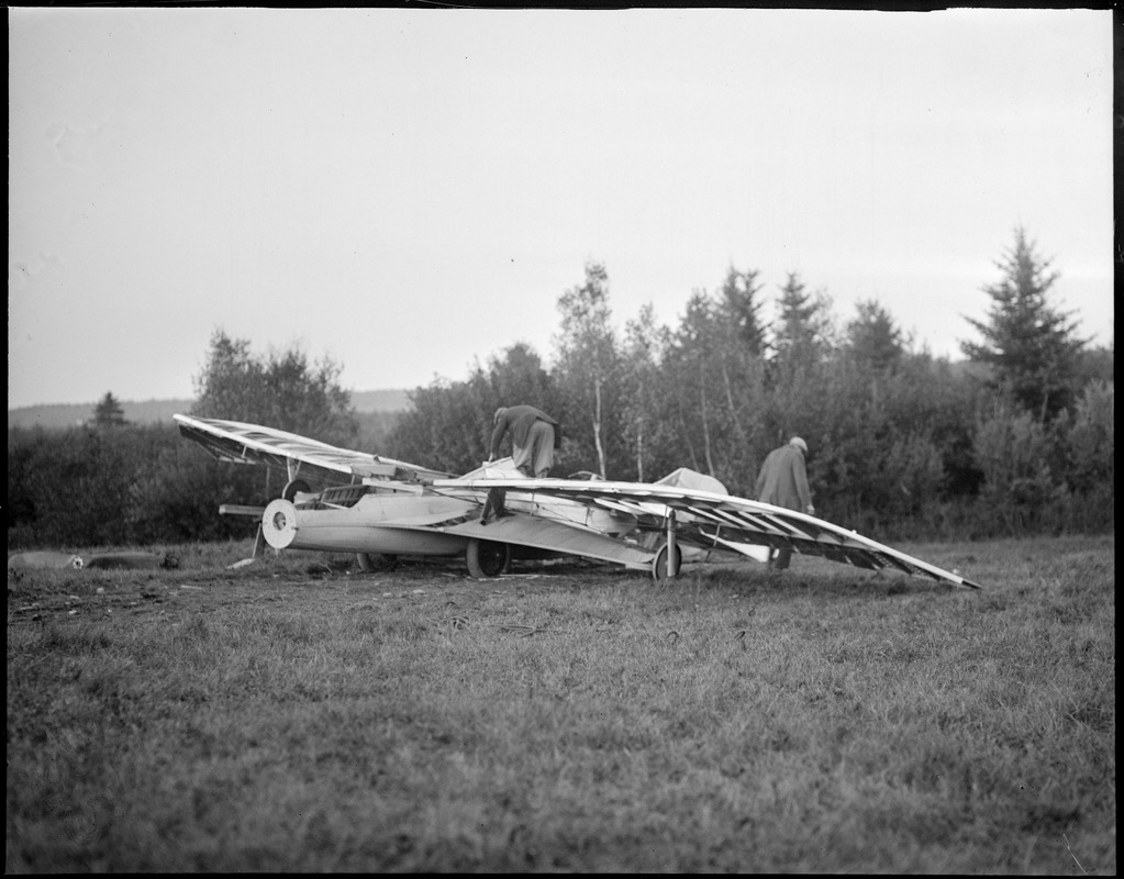 Eagle plane crashes Lewiston, Maine