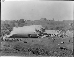 Shenandoah wrecked at Ava, Ohio