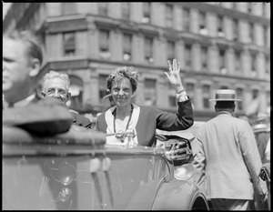 Amelia Earhart, Boston