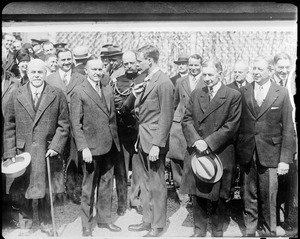 Calvin Coolidge presents Lindbergh with medal