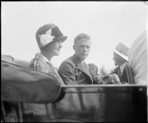 Lindy and his mother return to US from France. Washington, D.C.
