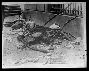 Wall Street explosion - heard all over the world and caused much excitement - 30 killed, 100 hurt, $2,000,000 damages.