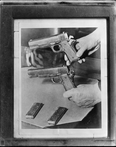 Wooden replica of gun Dillinger used in escape