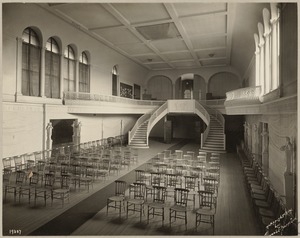Boston. Fenway Court. Music room, from stage