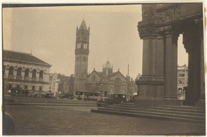 Copley Sq. showing new Old South Church and Boston Public Library. Church built 1874, Cummings & Sears. Library built 1895, McKim, Mead & White