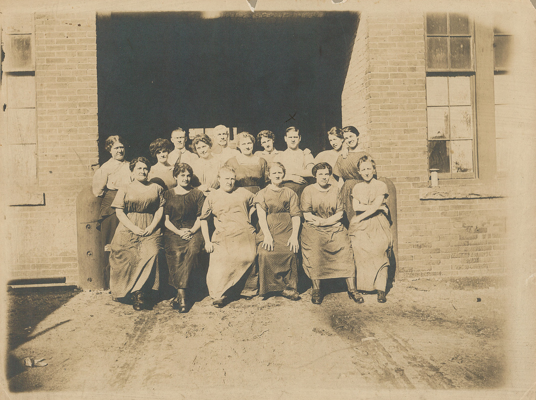Mill workers, Pacific Mills, Lawrence, Mass.