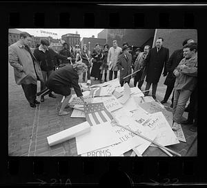 Teachers strike for better working conditions, downtown Boston