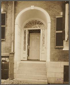 Boston, Massachusetts. Doorway, 48 Mt. Vernon Street