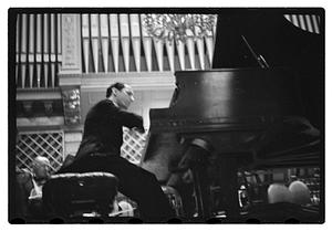 Sanroma Jesus at Boston Pops performance close ups from under the piano