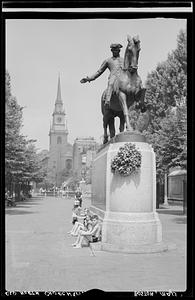 Children at Paul Revere Statue, Boston