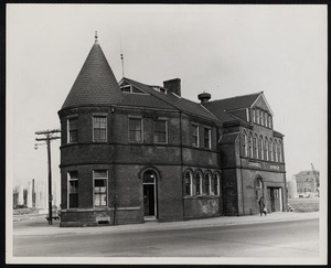 Former Police Station No. 5 and Public Library Branch, New Bedford