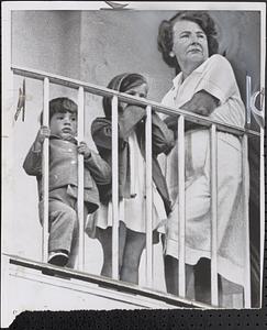 Balcony scene