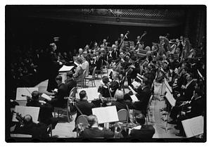Harvard & Radcliffe Glee Clubs symphony Boulanger conducting, Symphony Hall